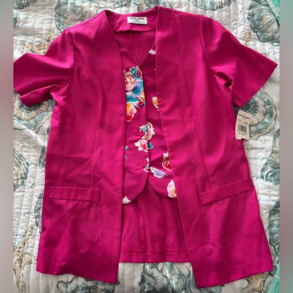 NWT Petite Alfred Dunner Mardi Gras Fuchsia Two-Piece Ensemble